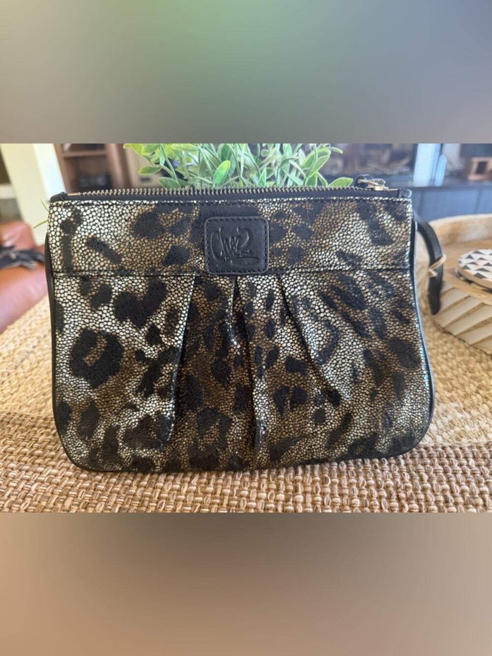 chez leather wristlet leopard print